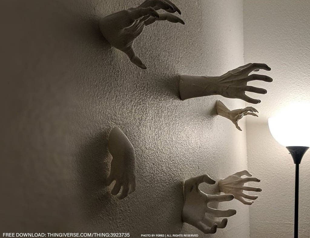 most wicked 3d models_1_hands on the wall